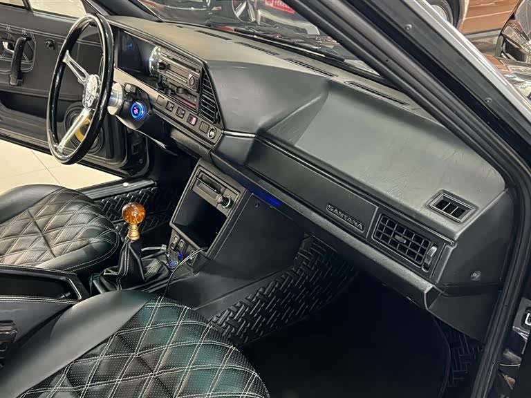 Volkswagen Santana Classic 2010 #20 Volkswagen Santana Classic 2010 صورة سيارة #20