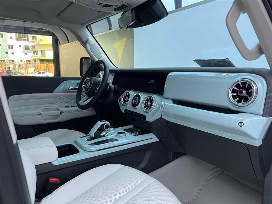 Tank 300 New Energy 2024 #20 Tank 300 New Energy 2024 car image #20