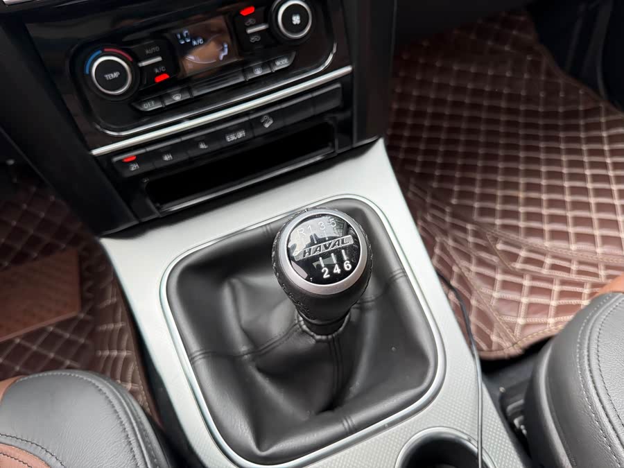 Haval H5 Class 2017 #20 Haval H5 Class 2017 car image #20