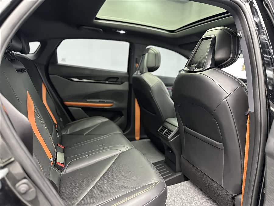 Changan UNI-V 2023 car image #20