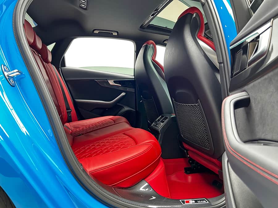 Audi S4 2023 car image #20