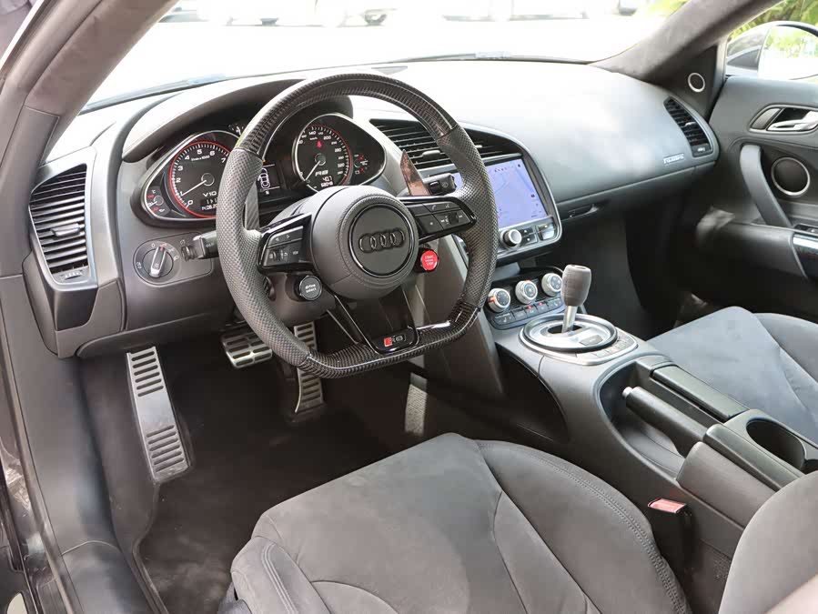 Audi R8 2012 immagine di auto #20