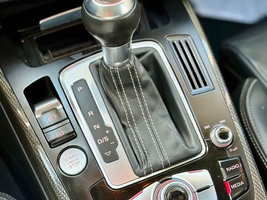 Audi S5 2016 car image #20