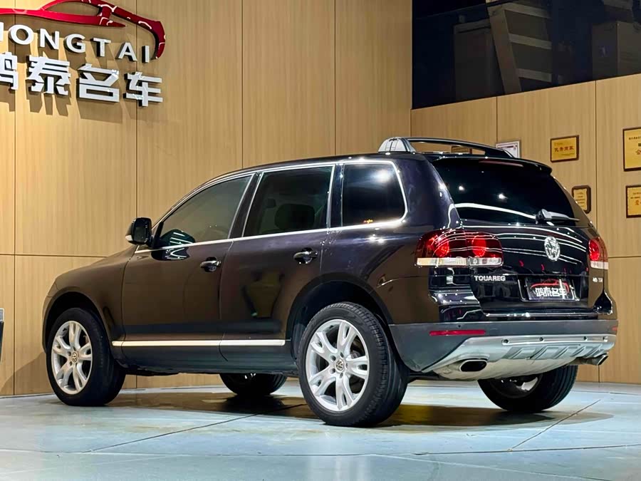 Volkswagen Touareg 2010 immagine di auto #20