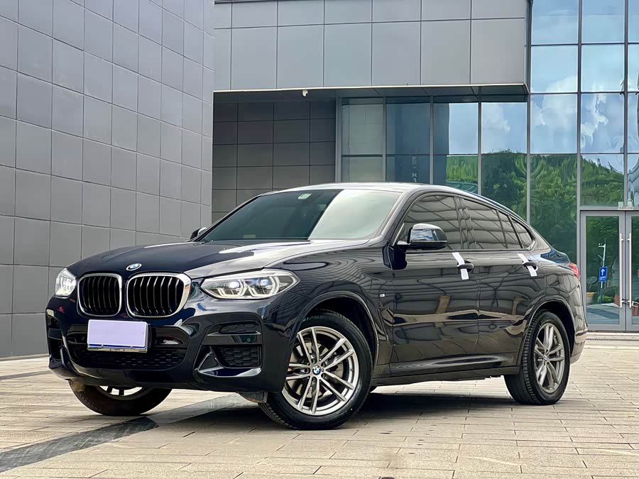 BMW X4 2020 car image #20