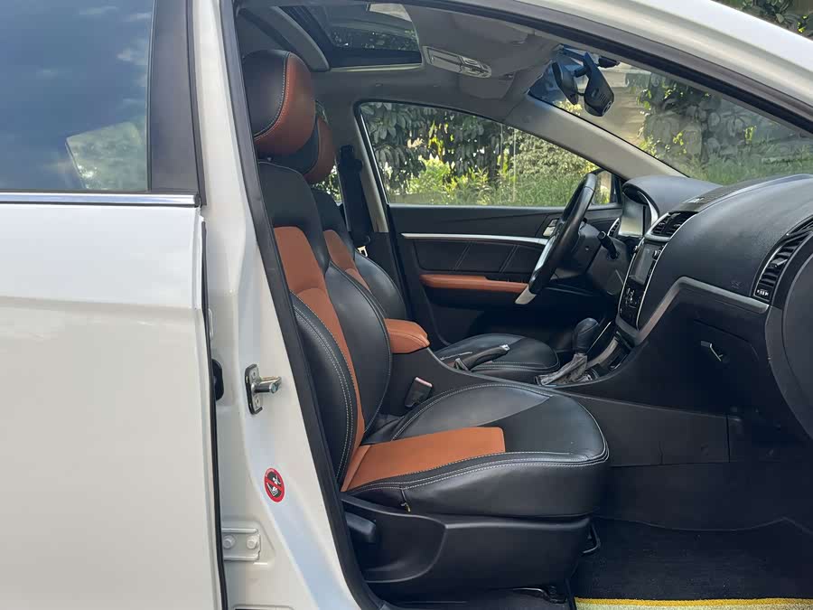 GEELY Emgrand 2015 car image #20