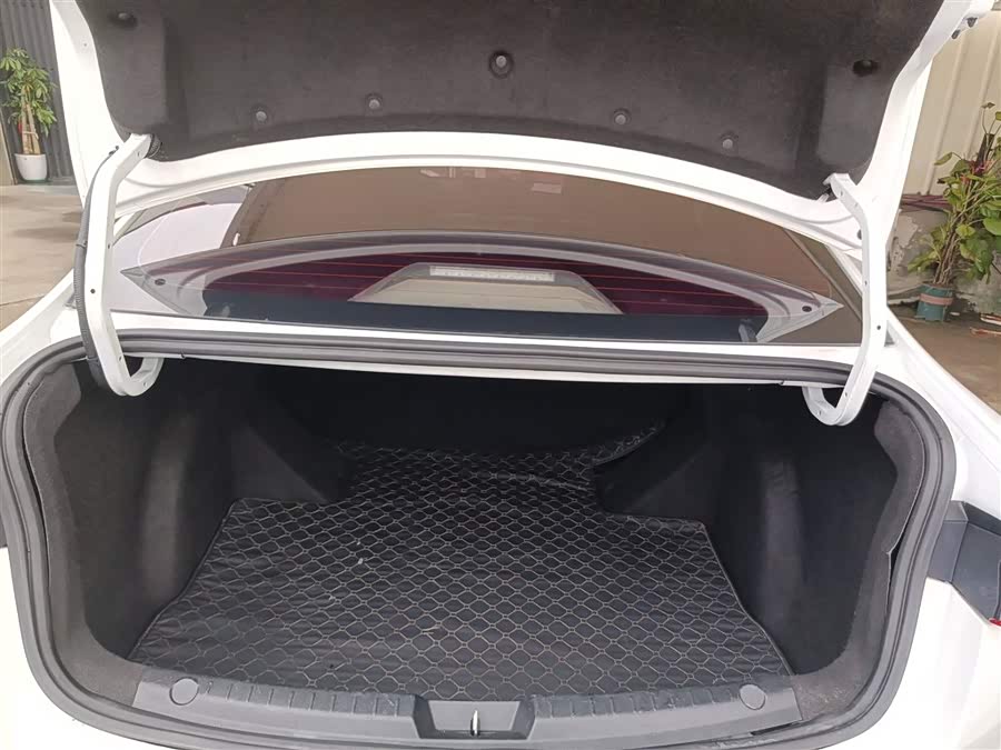 BYD e3 2022 изображение автомобиля #20