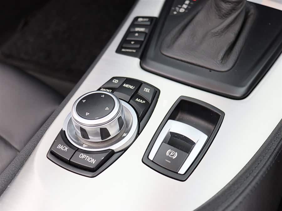 BMW Z4 2010 car image #20