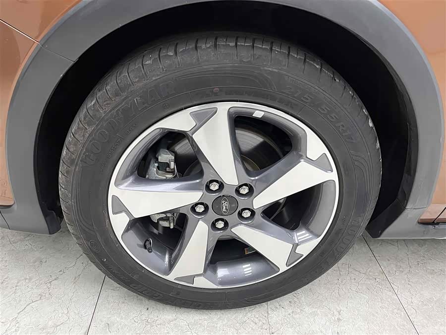 Ford Focus Active 2021 car image #20