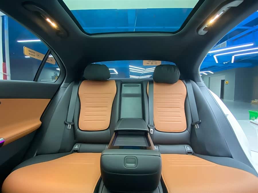 Mercedes-Benz C Class 2023 car image #20