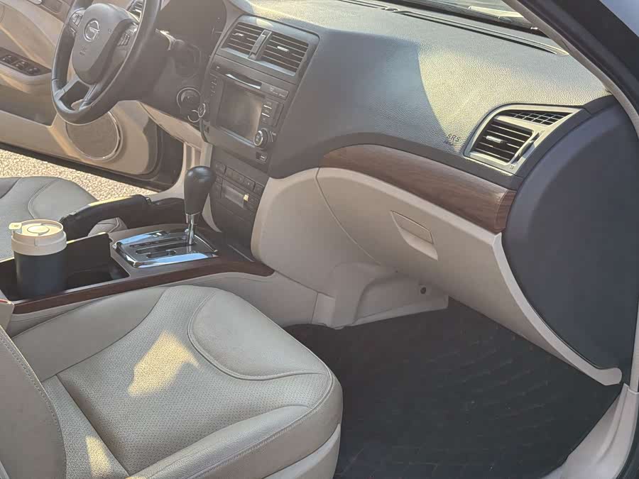 GAC Trumpchi GA5 2013 car image #20