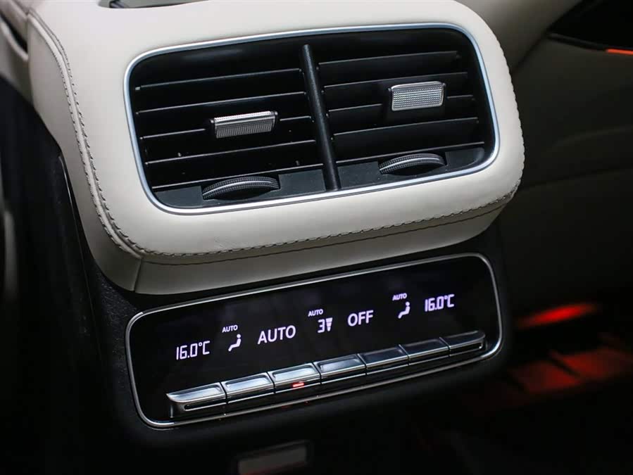 Mercedes-Benz GLS AMG 2024 car image #20