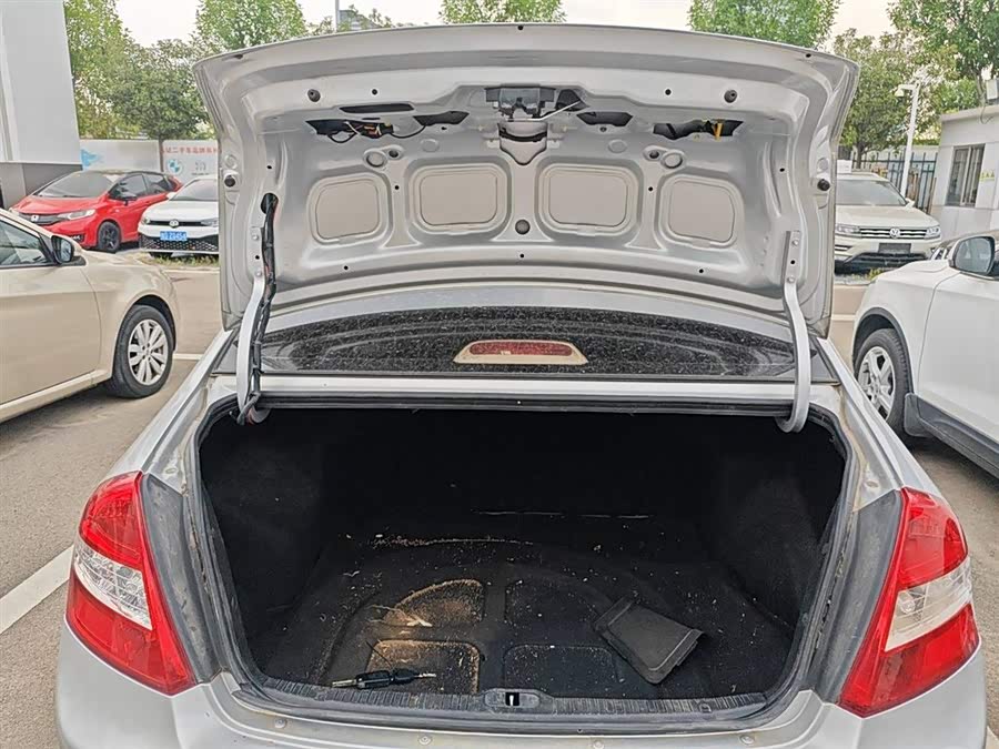 起亚 赛拉图 2013 汽车图片 #20