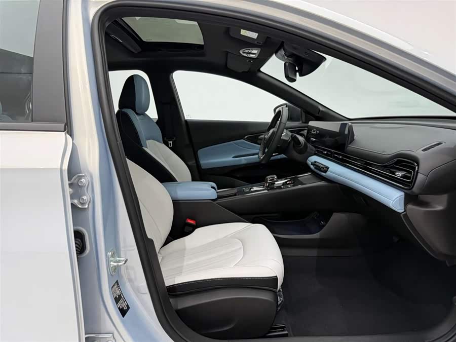 GAC Trumpchi Empow 2023 car image #20