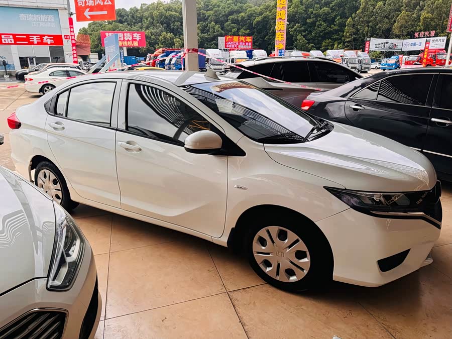 Honda Greiz 2019 #20 Honda Greiz 2019 immagine di auto #20