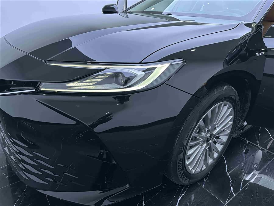 Toyota Camry 2024 car image #20