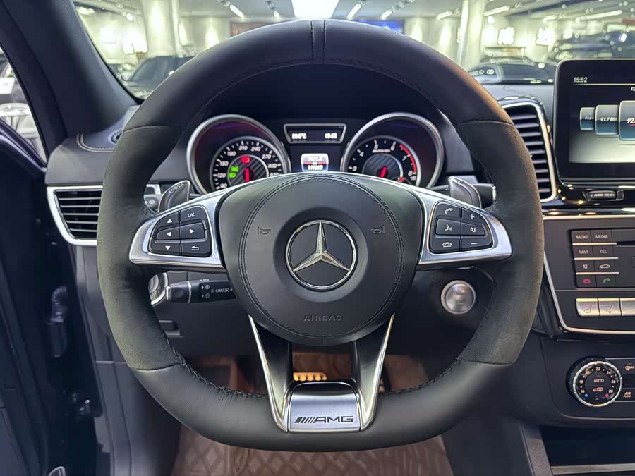 Mercedes-Benz GLS AMG 2017 #20 Mercedes-Benz GLS AMG 2017 car image #20