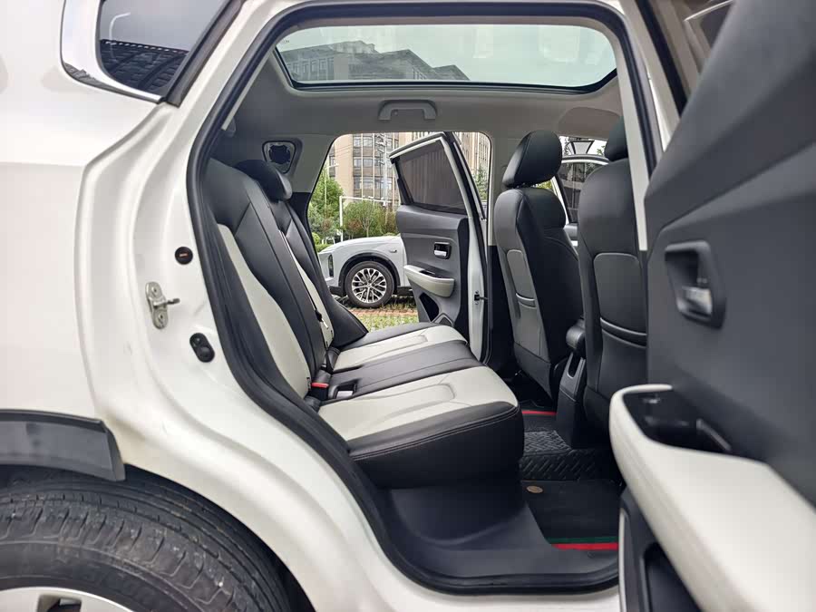 Haval H2s 2018 car image #20