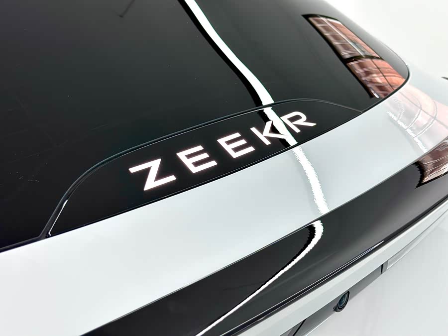 极氪 极氪007GT 2025 汽车图片 #20