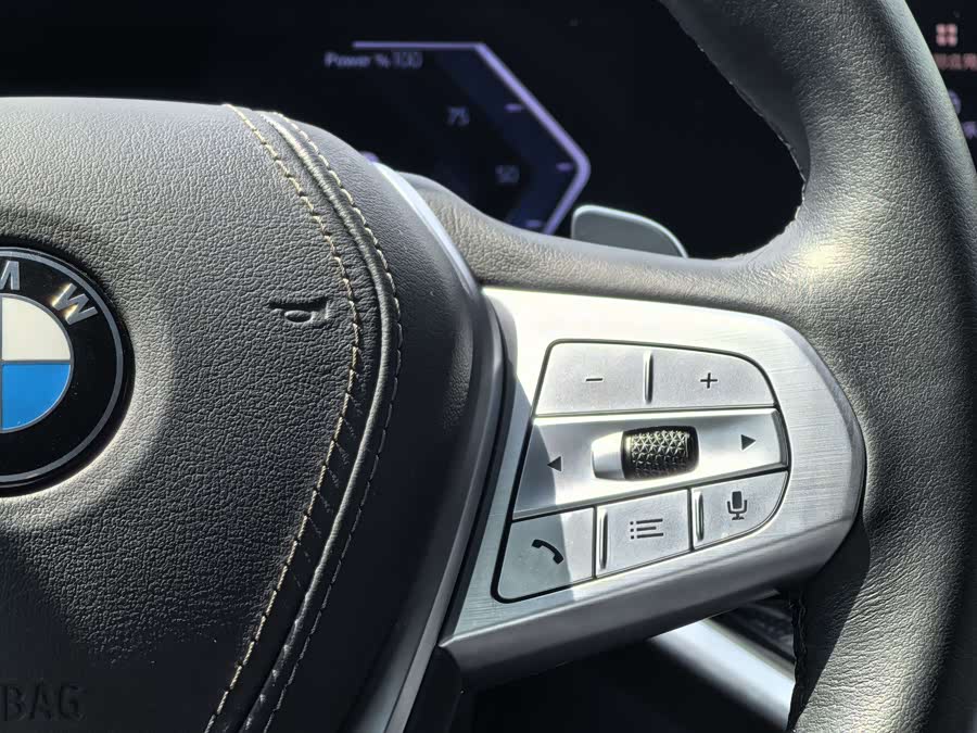 BMW X7 2023 immagine di auto #20