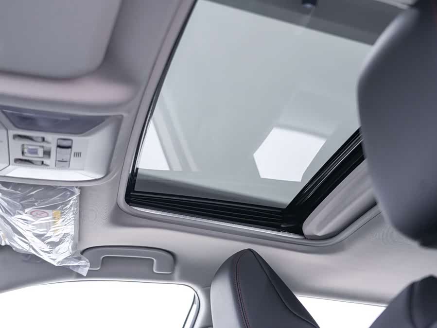 Toyota Wildlander New Energy 2022 #20 Toyota Wildlander New Energy 2022 car image #20