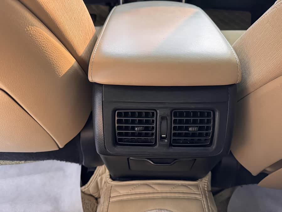 Toyota Reiz 2014 صورة سيارة #20