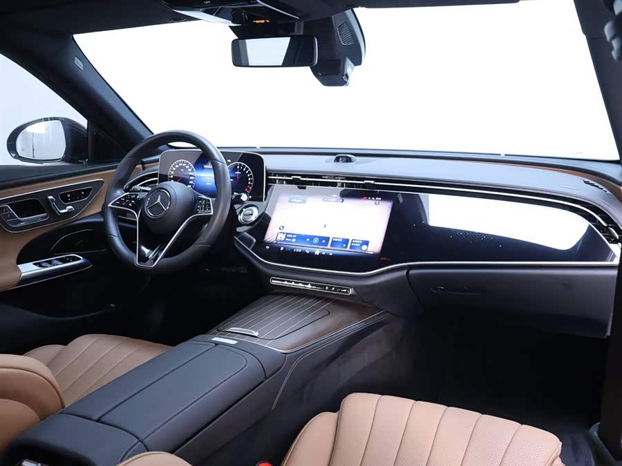 Mercedes-Benz E Class New Energy 2024 car image #20