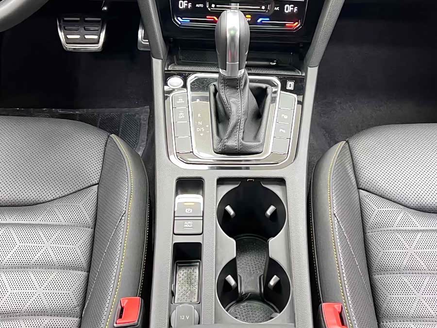 Volkswagen CC (FAW-Volkswagen) 2024 car image #20