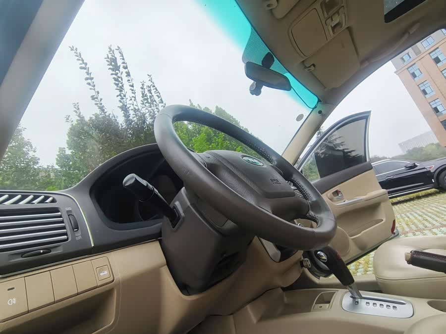 起亚 赛拉图 2008 汽车图片 #20