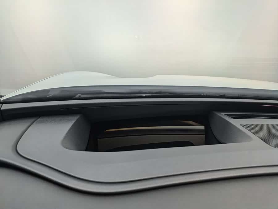 Volkswagen ID.UNYX 06 2024 image de voiture #20