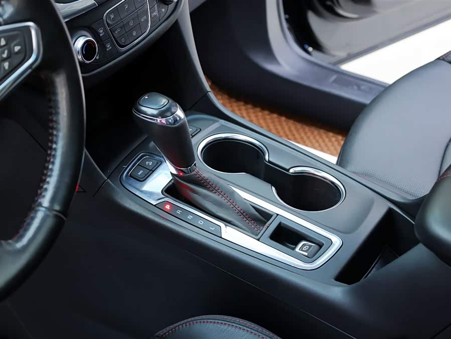 Chevrolet Equinox 2020 #20 Chevrolet Equinox 2020 car image #20