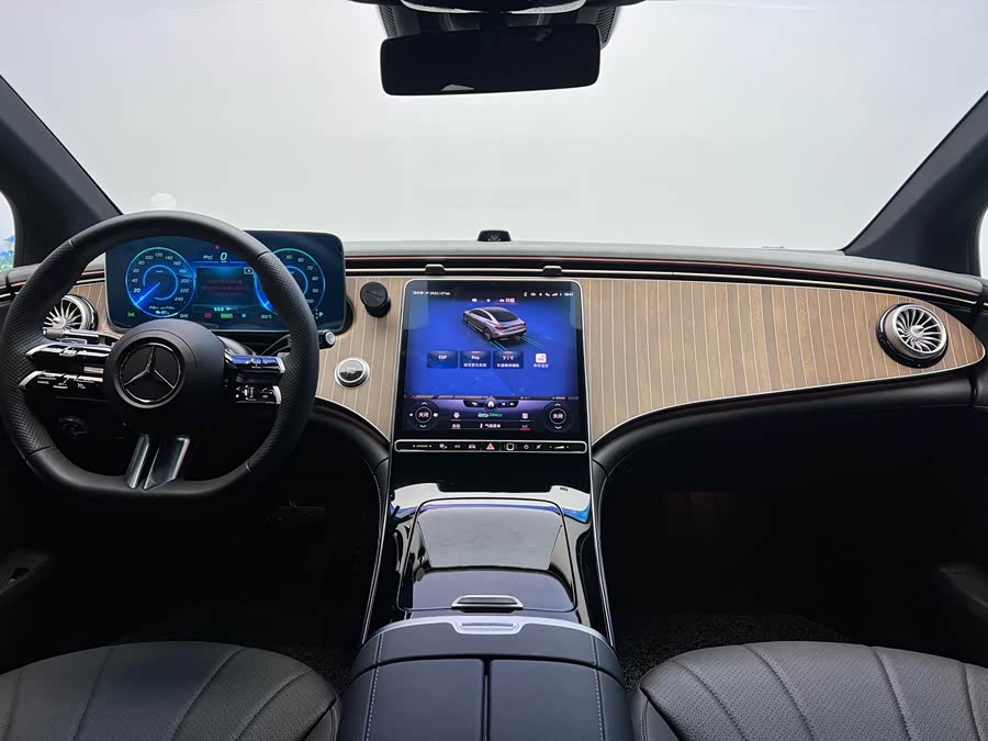 Mercedes-Benz EQE Class 2024 #20 Mercedes-Benz EQE Class 2024 car image #20