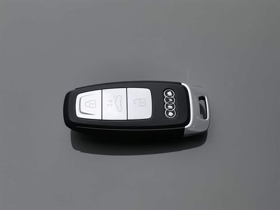 Audi Q4 e-tron 2023 صورة سيارة #20