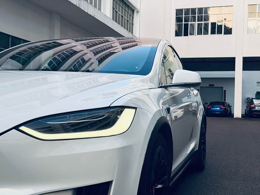 Tesla Model X 2017 #20 Tesla Model X 2017 car image #20