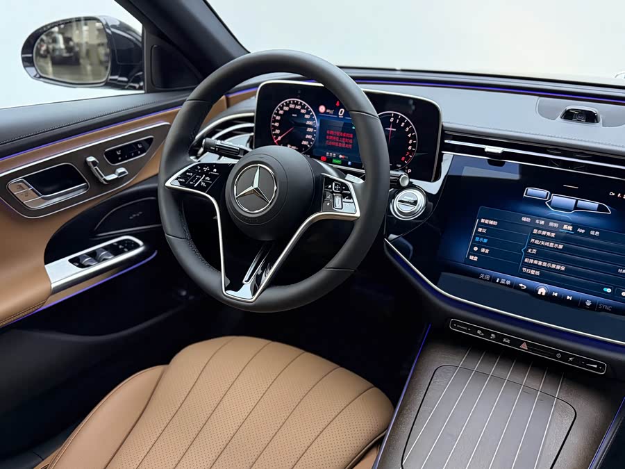 Mercedes-Benz E Class New Energy 2024 car image #20