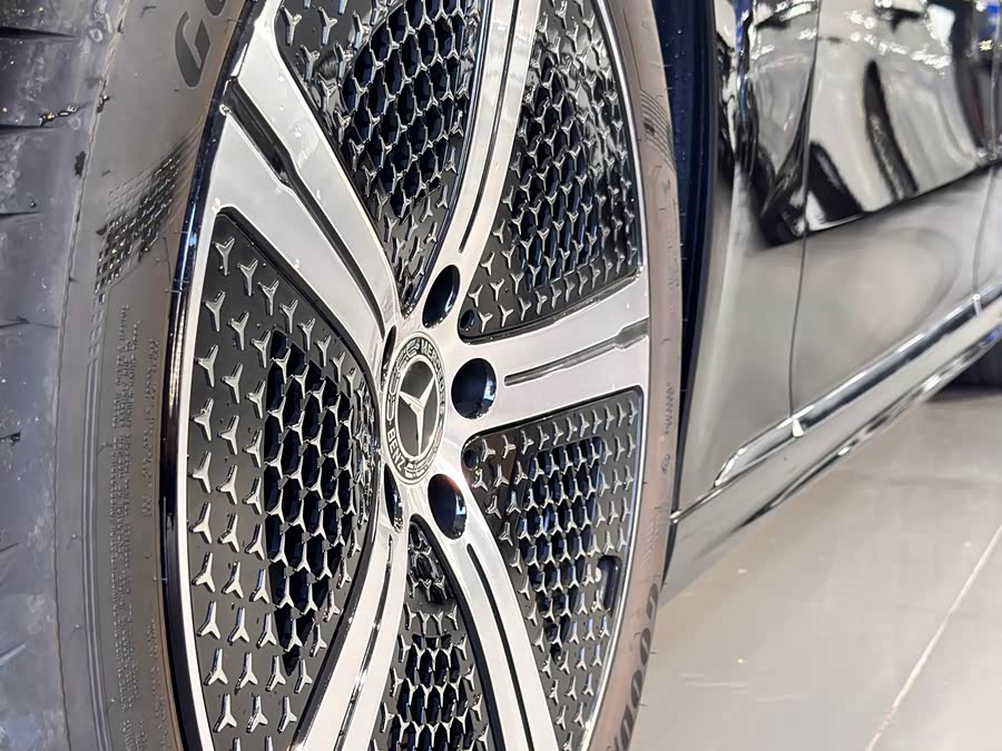 Mercedes-Benz EQS Class 2025 car image #20