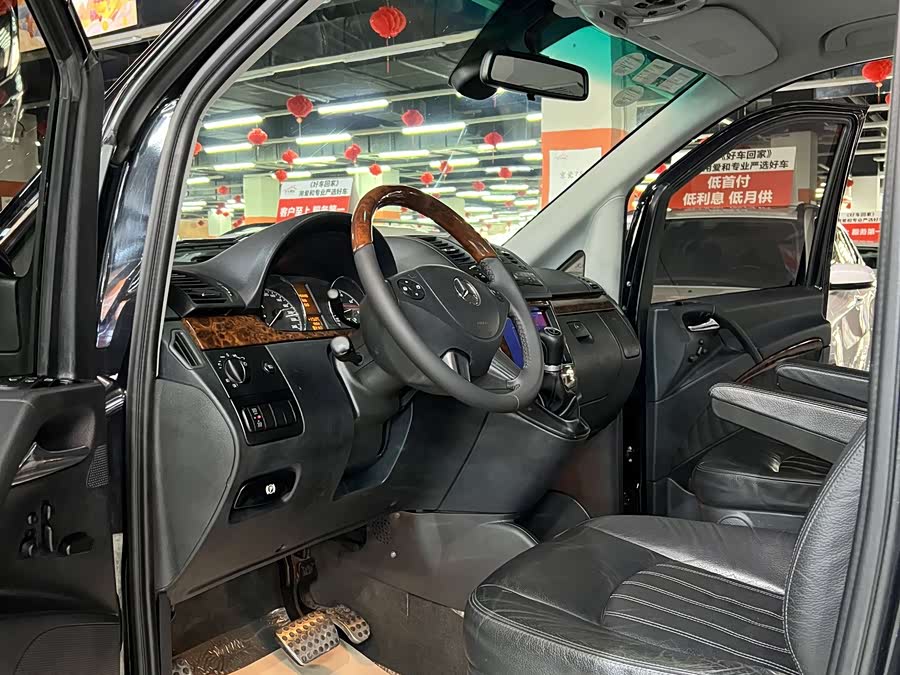 Mercedes-Benz Viano (Imported) 2011 #20 Mercedes-Benz Viano (Imported) 2011 car image #20