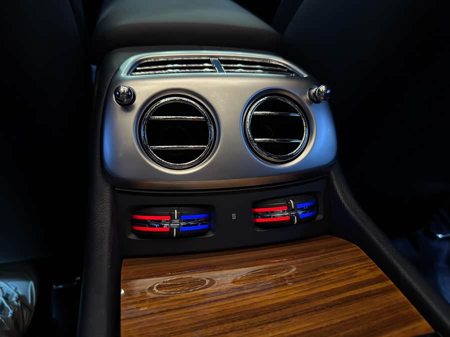 Rolls-Royce Wraith 2015 car image #20