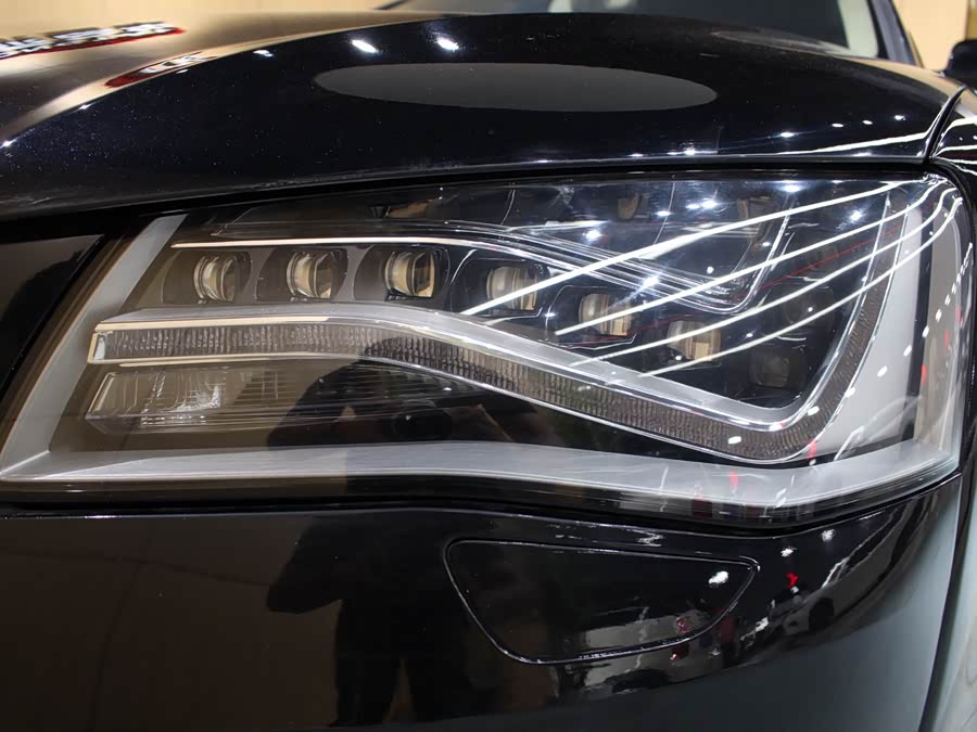 Audi A8 2013 imagen de coche #20