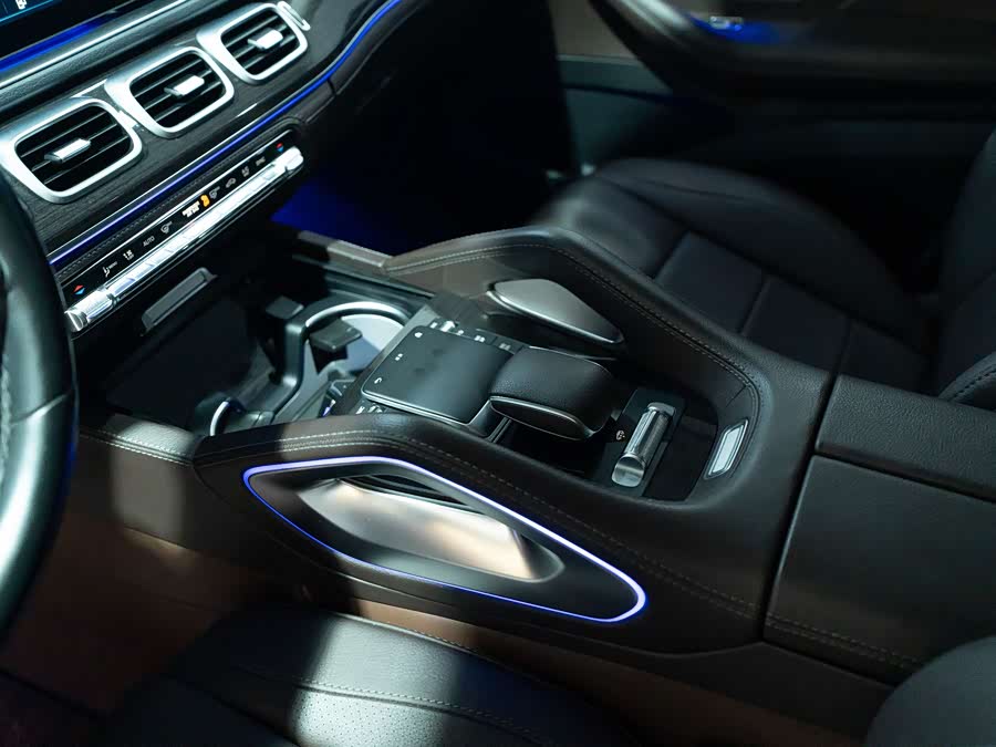 Mercedes-Benz GLS Class 2021 car image #20