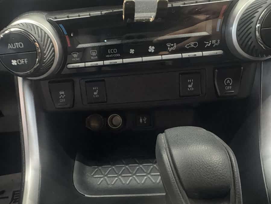 丰田 RAV4荣放 2022 汽车图片 #20