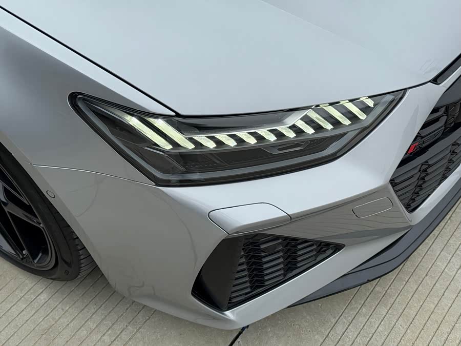 Audi RS 7 2021 car image #20