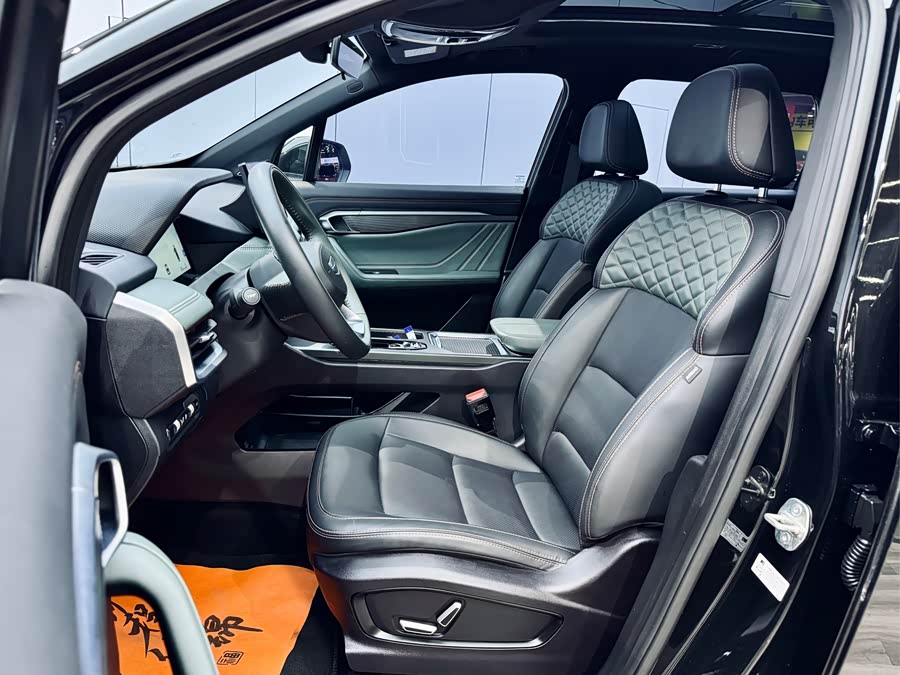 GEELY Okavango L 2023 car image #20