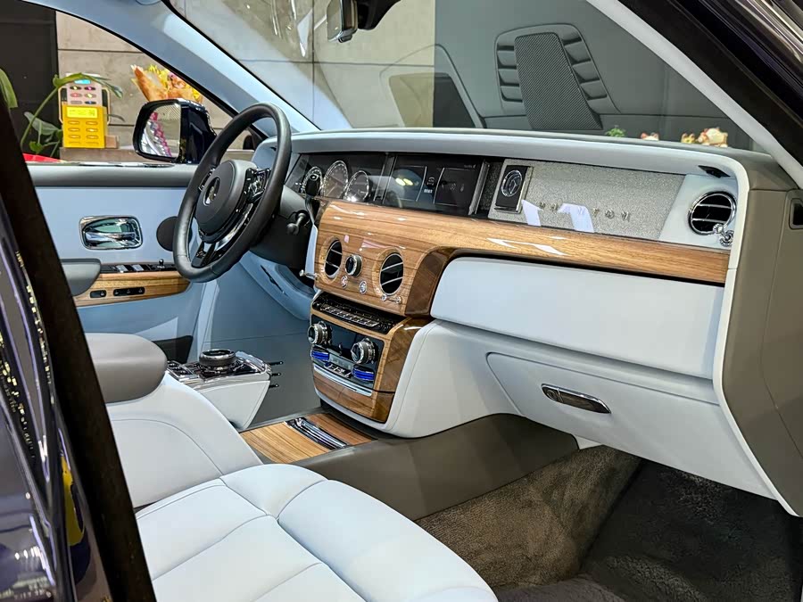 劳斯莱斯 幻影 2020 汽车图片 #20