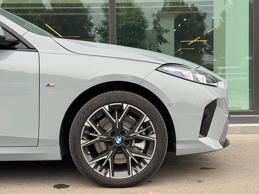 BMW 2 Series صورة سيارة #20