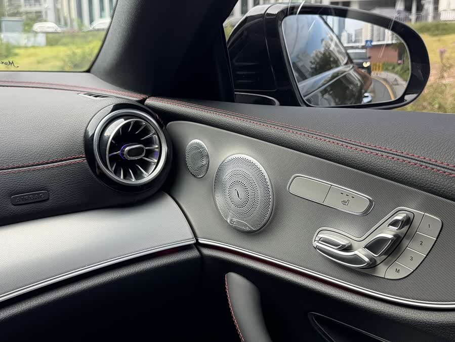 Mercedes-Benz E AMG 2020 car image #20