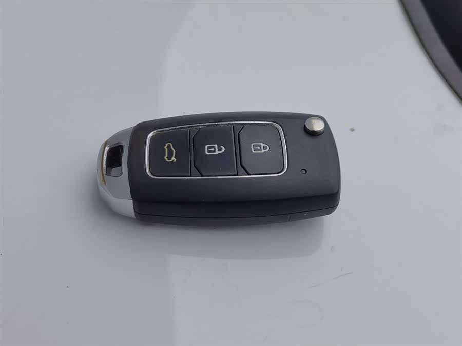 Forthing SX6 2018 car image #20