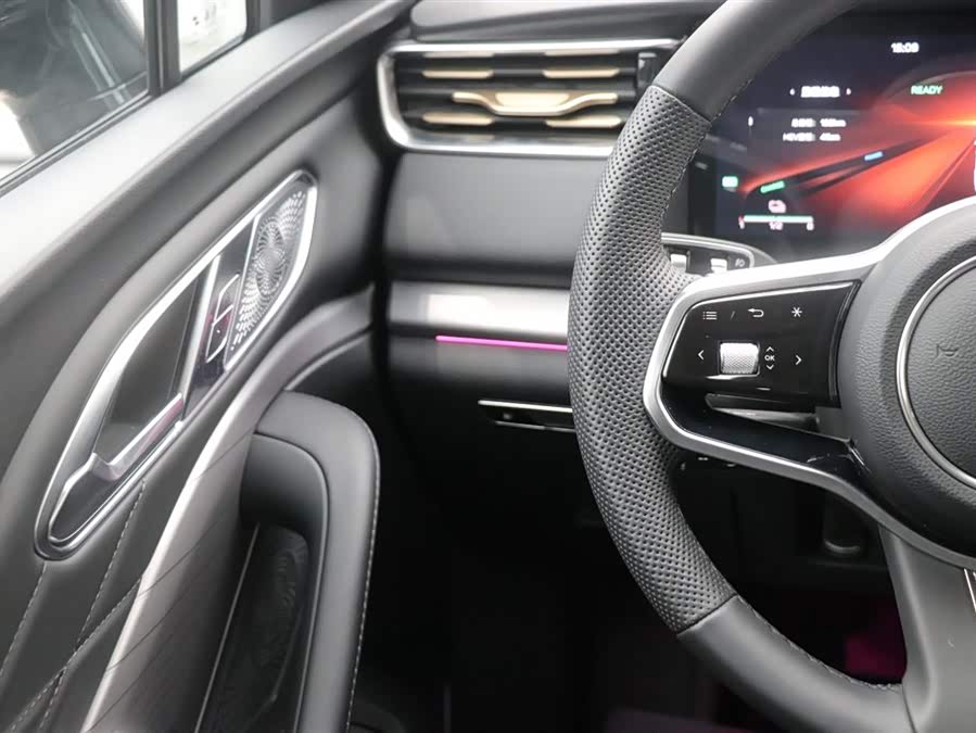 HongQi HS7 PHEV 2025 #20 HongQi HS7 PHEV 2025 car image #20