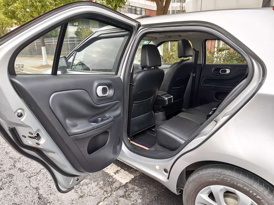 MG 3 2017 car image #20