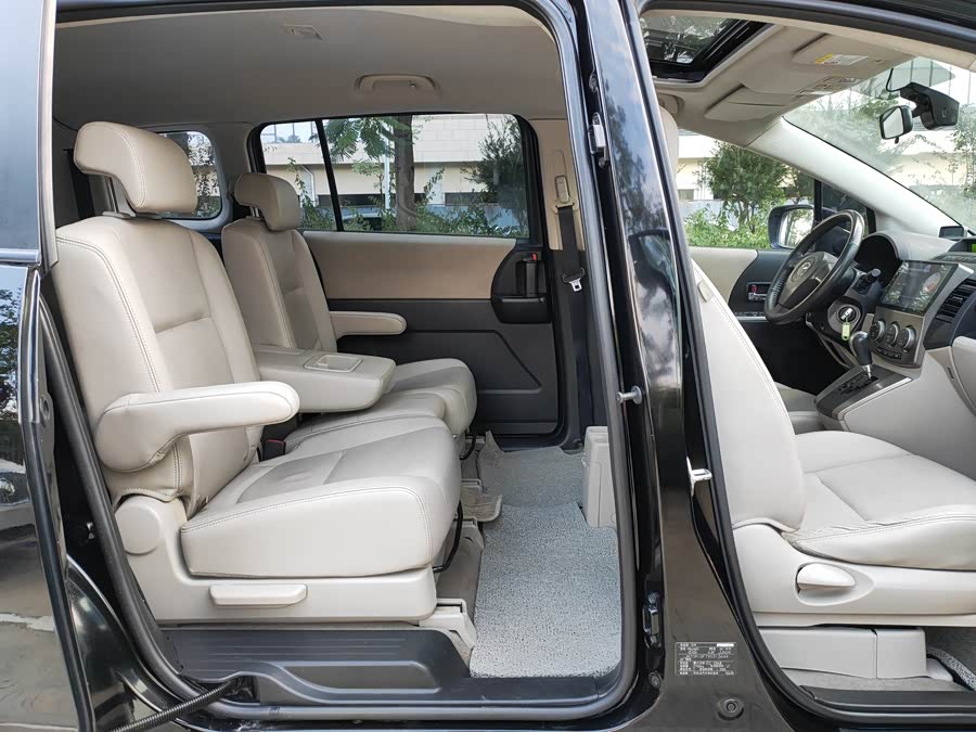 Mazda 5 2009 image de voiture #20